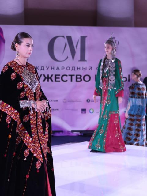 Креативная дипломатия форума «Содружество моды» укрепила сотрудничество стран СНГ (109868-sodruzhestvo-mody-2025-b.jpg)