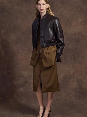Коллекция Ferragamo Pre-Fall 2026 (109884-ferragamo-pre-fall-05.jpg)
