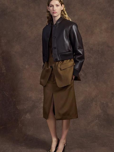 Коллекция Ferragamo Pre-Fall 2026 (109884-ferragamo-pre-fall-05.jpg)