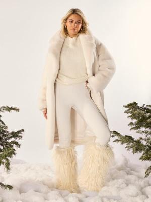 Apres ski Guess (109894-Apres-ski-Guess-05.jpg)