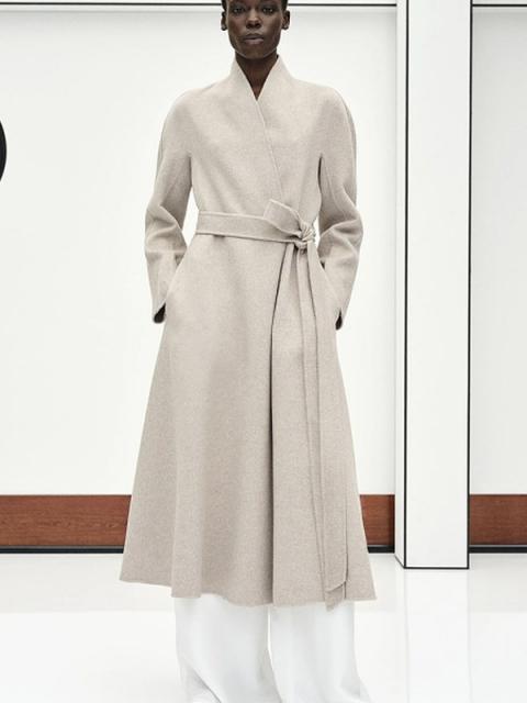 Коллекция Max Mara Pre-Fall 2026 (109944-max-mara-pre-fall-04.jpg)