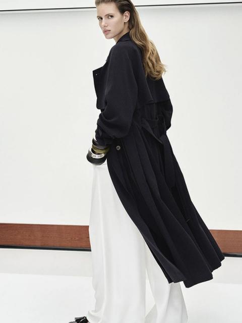 Коллекция Max Mara Pre-Fall 2026 (109944-max-mara-pre-fall-b.jpg)