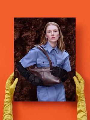 Prada представил кампанию весна-лето 2026 (109981-prada-ss-01.jpg)