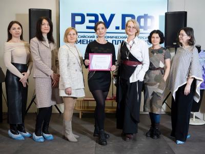 Центр моды РЭУ им. Г. В. Плеханова отметил первый юбилей (110044-fashion-center-reu-5-let-08.jpg)