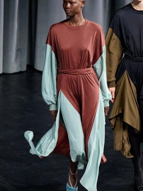 Коллекция Lemaire Menswear осень‑зима 2026 (110066-lemaire-menwwear-fw-05.jpg)