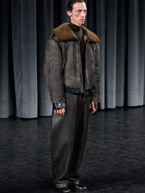 Коллекция Lemaire Menswear осень‑зима 2026 (110066-lemaire-menwwear-fw-08.jpg)