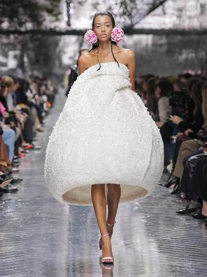 Коллекция Christian Dior couture весна-лето 2026 (110099-dior-couture-ss-07.jpg)