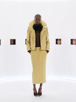 Коллекция Valentino Couture весна–лето 2026 (110111-valentino-couture-ss-05.jpg)