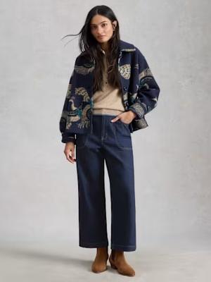 «Маркс и Спенсер» усиливает позиции на рынке денима: кампания весна-лето 2026 (110246-m-and-s-ss-2026-05.jpg)