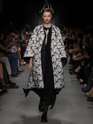 Московская неделя моды получила более тысячи заявок для участия (110288-moscow-fashion-00.jpg)