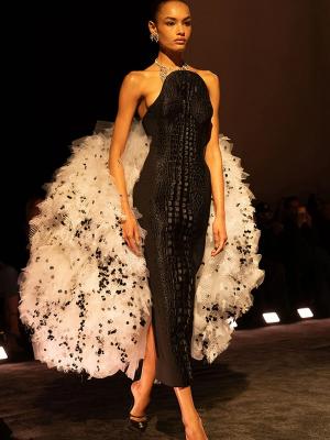 Коллекция Schiaparelli Couture весна-лето 2026 (110346-schiaparelli-ss-03.jpg)