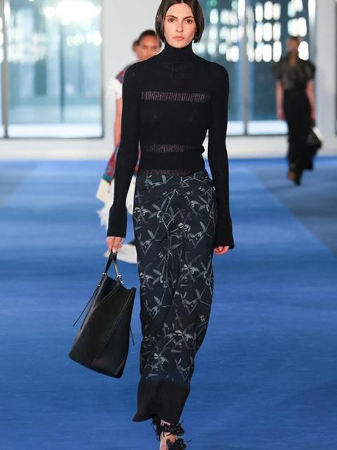 Коллекция Proenza Schouler осень-зима 2026 (110378-proenza-schouler-fw-08.jpg) Коллекция Proenza Schouler осень-зима 2026 (110378-proenza-schouler-fw-08.jpg)