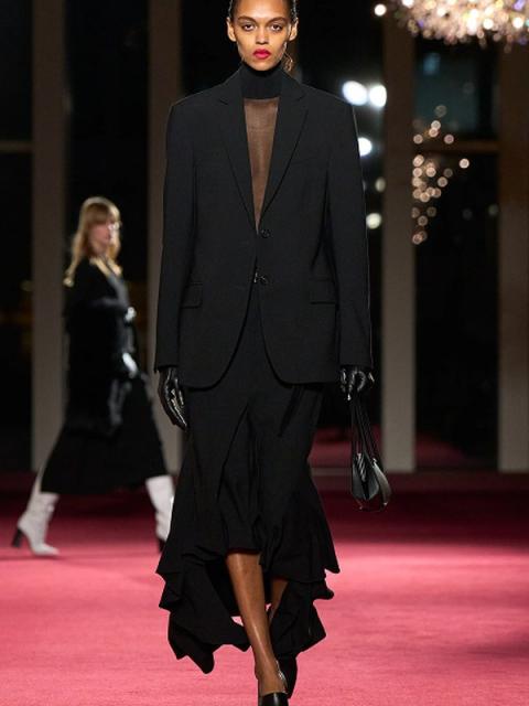 Коллекция Michael Kors осень-зима 2026 (110429-michael-kors-fw-02.jpg)