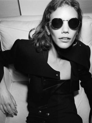 Céline показал новую рекламную кампанию (110470-celine-ss-03.jpg)