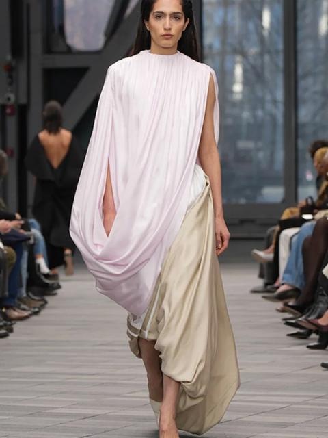 Коллекция Calvin Klein Collection осень-зима 2026 (110502-calvin-klein-fw-b.jpg) Коллекция Calvin Klein Collection осень-зима 2026 (110502-calvin-klein-fw-b.jpg)