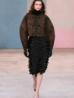 Коллекция Carolina Herrera осень-зима 2026 (110514-carolina-herrera-fw-01.jpg)