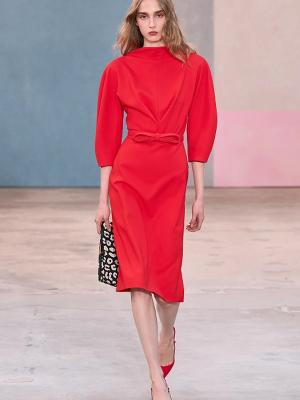 Коллекция Carolina Herrera осень-зима 2026 (110514-carolina-herrera-fw-03.jpg)