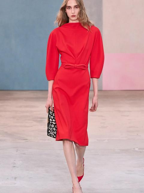 Коллекция Carolina Herrera осень-зима 2026 (110514-carolina-herrera-fw-03.jpg) Коллекция Carolina Herrera осень-зима 2026 (110514-carolina-herrera-fw-03.jpg)
