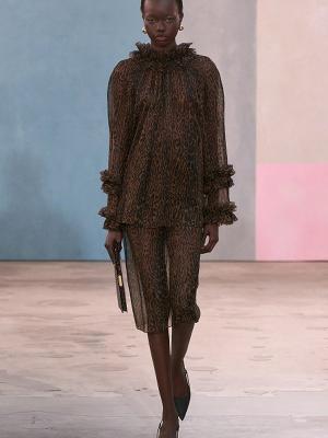 Коллекция Carolina Herrera осень-зима 2026 (110514-carolina-herrera-fw-06.jpg)