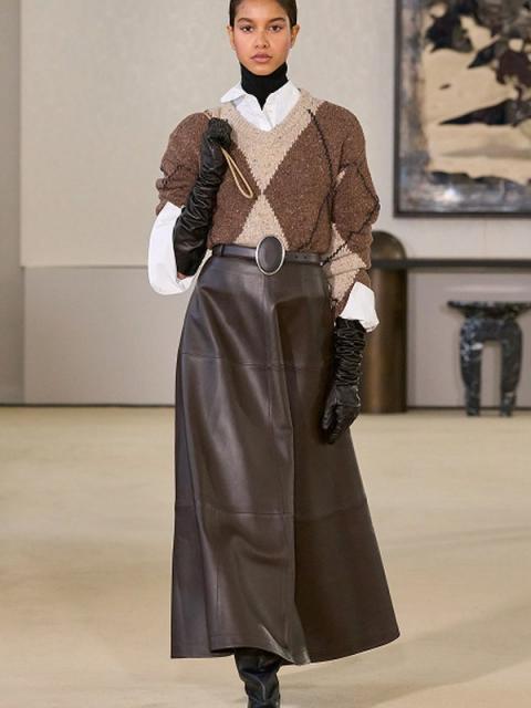 Коллекция Altuzarra осень-зима 2026 (110525-altuzarra-fw-03.jpg) Коллекция Altuzarra осень-зима 2026 (110525-altuzarra-fw-03.jpg)