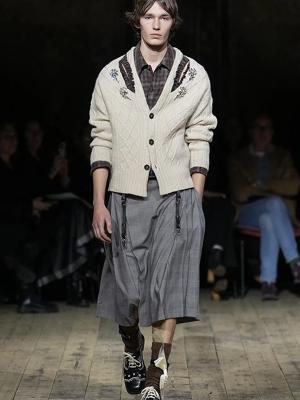 Коллекция Simone Rocha осень-зима 2026 (110549-simone-rocha-fw-06.jpg)