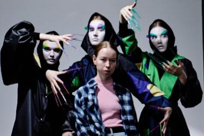 Виктория Ермакова: финалист конкурса «Адмиралтейская игла», коллекция «Филия» (Philia) Виктория Ермакова: финалист конкурса «Адмиралтейская игла», коллекция «Филия» (Philia)