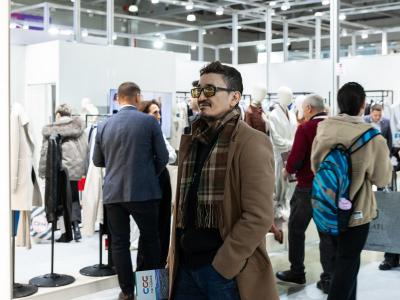 Показ Татьяны Парфёновой открыл выставку моды CPM (110609-cpm-moscow-vesna-2026-19.jpg)