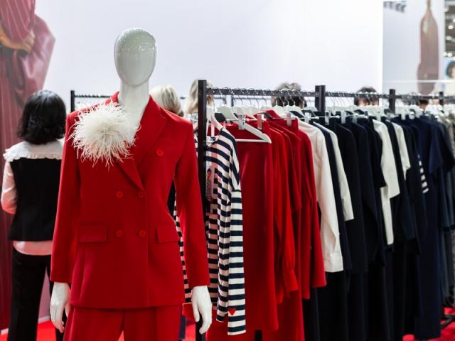 Показ Татьяны Парфёновой открыл выставку моды CPM (110609-cpm-moscow-vesna-2026-21.jpg) Показ Татьяны Парфёновой открыл выставку моды CPM (110609-cpm-moscow-vesna-2026-21.jpg)