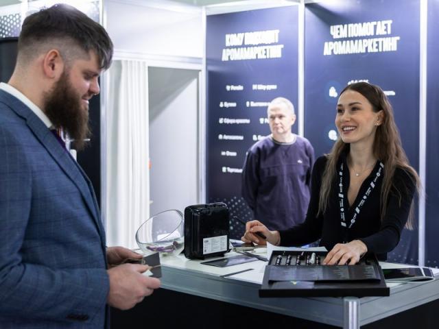 Показ Татьяны Парфёновой открыл выставку моды CPM (110609-cpm-moscow-vesna-2026-26.jpg) Показ Татьяны Парфёновой открыл выставку моды CPM (110609-cpm-moscow-vesna-2026-26.jpg)