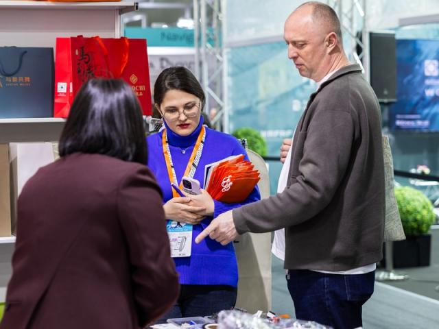 Показ Татьяны Парфёновой открыл выставку моды CPM (110609-cpm-moscow-vesna-2026-29.jpg) Показ Татьяны Парфёновой открыл выставку моды CPM (110609-cpm-moscow-vesna-2026-29.jpg)