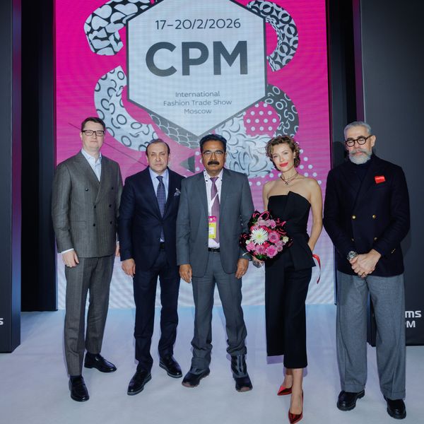 Показ Татьяны Парфёновой открыл выставку моды CPM (110609-cpm-moscow-vesna-2026-s.jpg) Показ Татьяны Парфёновой открыл выставку моды CPM (110609-cpm-moscow-vesna-2026-s.jpg)