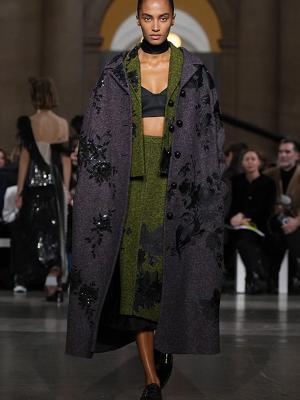 Коллекция Erdem осень-зима 2026 (110702-erdem-fw-06.jpg)