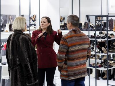 В Москве состоялся 45-й сезон выставки моды CPM (110714-45-sezon-vystavki-mody-cpm-05.jpg)