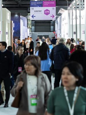 В Москве состоялся 45-й сезон выставки моды CPM (110714-45-sezon-vystavki-mody-cpm-b.jpg)