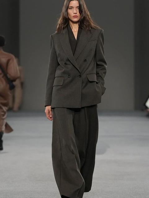 Коллекция Max Mara осень-зима 2026 (110784-max-mara-fw-07.jpg)