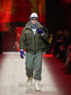 Индустриальный показ Braining Group на Московской неделе моды (110875-braining-group-01.jpg)