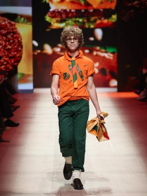 Индустриальный показ Braining Group на Московской неделе моды (110875-braining-group-05.jpg) Индустриальный показ Braining Group на Московской неделе моды (110875-braining-group-05.jpg)