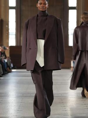 Коллекция Carven осень-зима 2026 (110938-carven-fw-03.jpg)