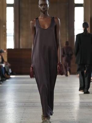 Коллекция Carven осень-зима 2026 (110938-carven-fw-05.jpg)