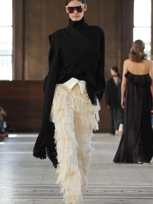 Коллекция Carven осень-зима 2026 (110938-carven-fw-09.jpg)