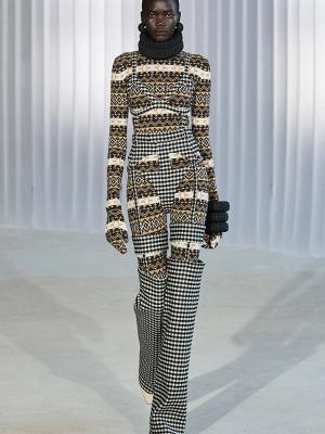 Коллекция Jean Paul Gaultier осень-зима 2026 (110950-jean-paul-gaultier-05.jpg)