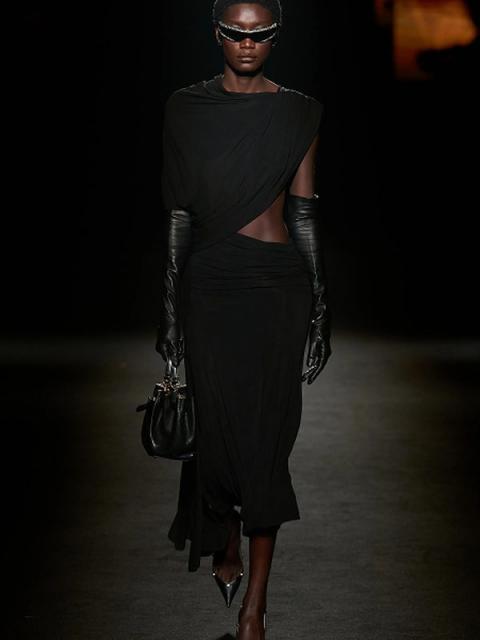 Коллекция Balenciaga осень-зима 2026 (110971-balenciaga-fw-02.jpg)