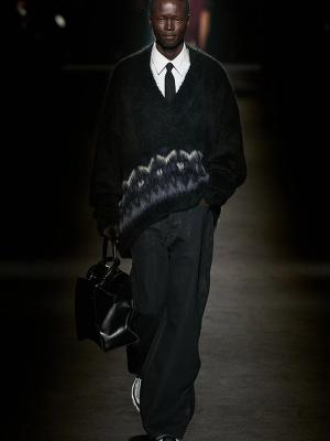 Коллекция Balenciaga осень-зима 2026 (110971-balenciaga-fw-06.jpg)