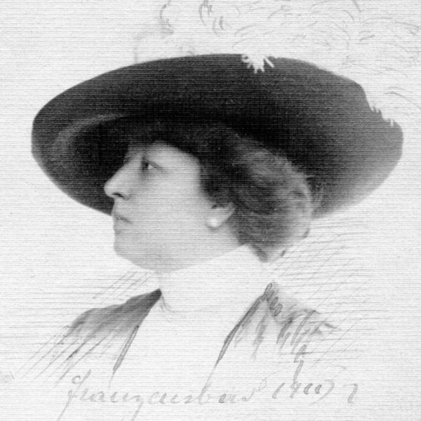 Международный конкурс молодых дизайнеров, посвященный творчеству модельера Надежды Ламановой (111027-lamanova-s.jpg)