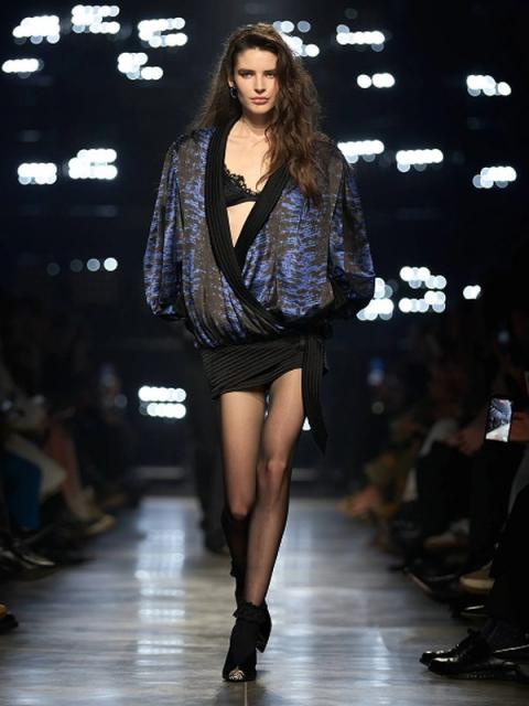 Коллекция Isabel Marant осень-зима 2026 (111030-isabel-marant-fw-02.jpg) Коллекция Isabel Marant осень-зима 2026 (111030-isabel-marant-fw-02.jpg)