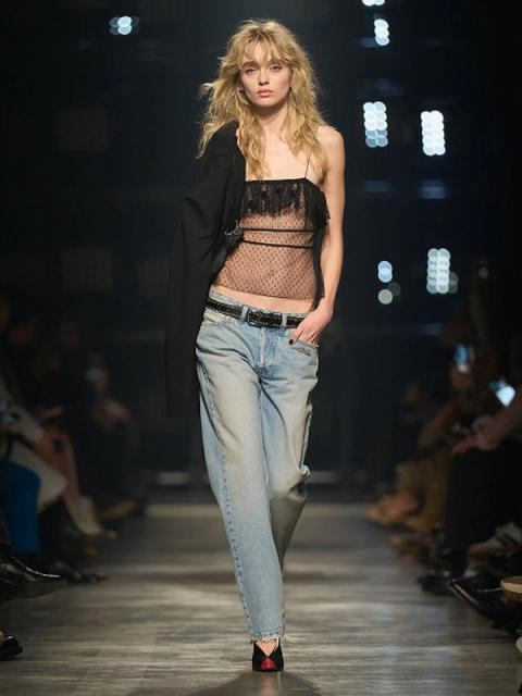 Коллекция Isabel Marant осень-зима 2026 (111030-isabel-marant-fw-09.jpg) Коллекция Isabel Marant осень-зима 2026 (111030-isabel-marant-fw-09.jpg)