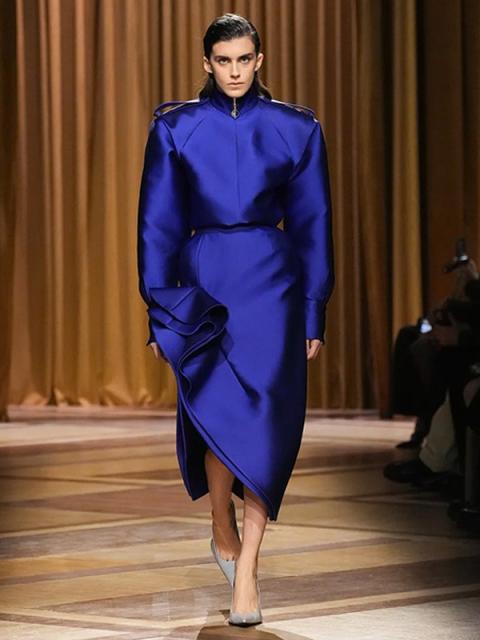 Коллекция Mugler осень-зима 2026 (111053-mugler-fw-06.jpg)