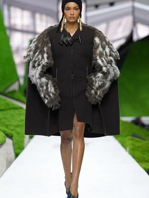 Коллекция Louis Vuitton осень-зима 2026 (111064-louis-vuitton-fw-08.jpg)