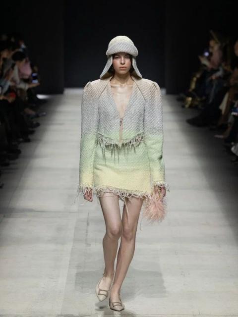 Коллекция Esve осень-зима 2026/27 (111094-esve-fw-05.jpg) Коллекция Esve осень-зима 2026/27 (111094-esve-fw-05.jpg)