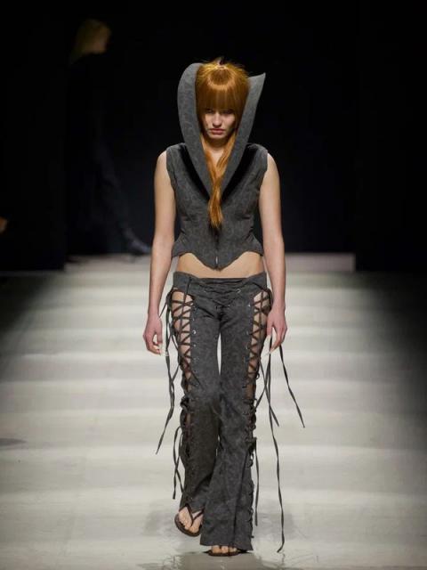 Коллекция Capparel весна-лето 2026 (111104-capparel-ss-01.jpg)